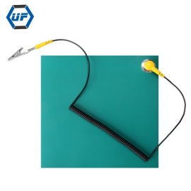 China Kingsdun 20*20cm Emerald Green ESD High Temperature Mat With ESD Grounding Cord and Antistatic Wrist Strap factory